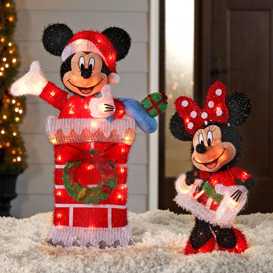 Mickey and minnie christmas decor